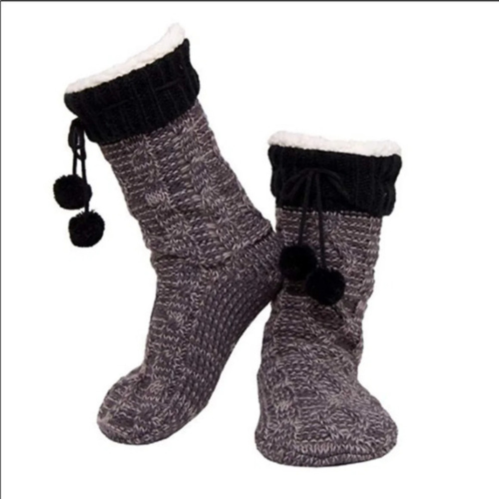 JANE AND BLEECKER SLIPPER SOCKS WARMERS